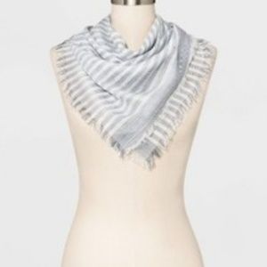 Womens woven striped square scarf
